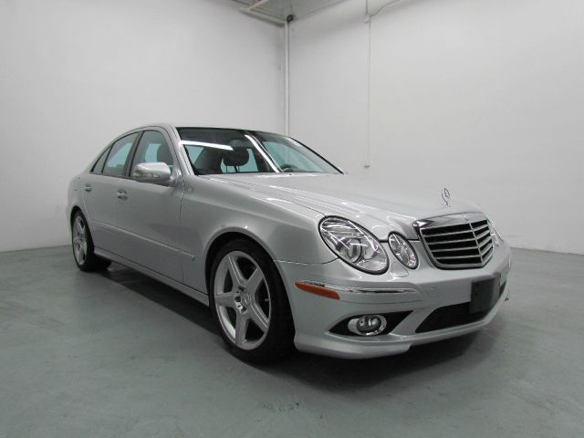 2009 Mercedes-Benz E-Class 2dr Convertible SE Turbo Manua