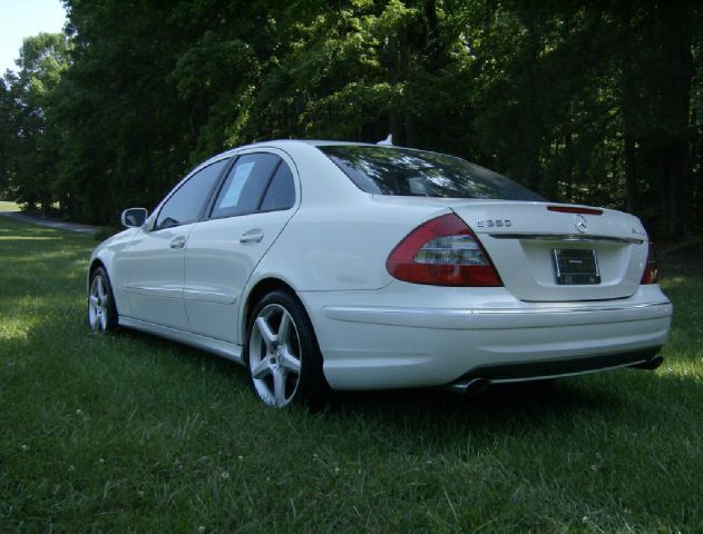 2009 Mercedes-Benz E-Class Unknown