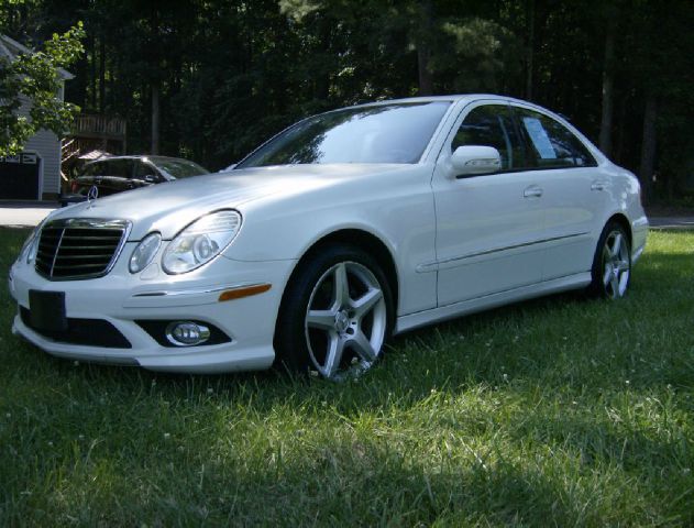 2009 Mercedes-Benz E-Class Unknown