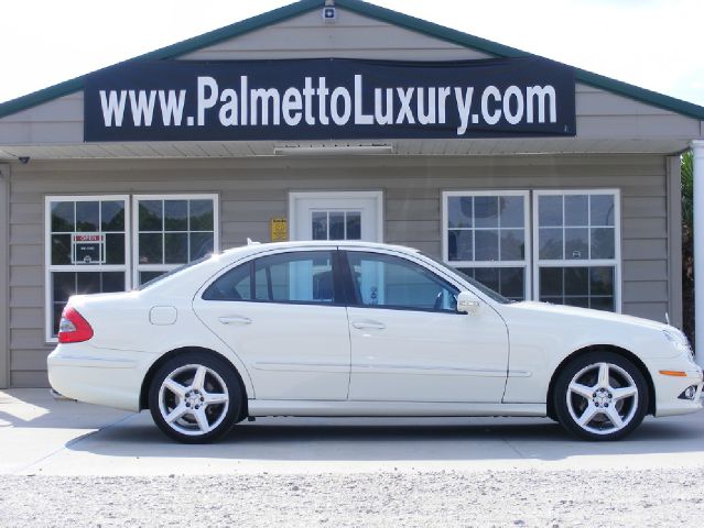 2009 Mercedes-Benz E-Class Crew Cab 167 WB 4WD DRW SLT