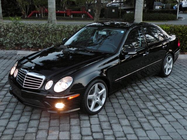 2009 Mercedes-Benz E-Class RAM 2500 CREW SLT