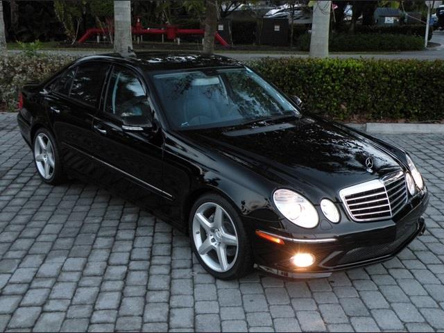 2009 Mercedes-Benz E-Class RAM 2500 CREW SLT