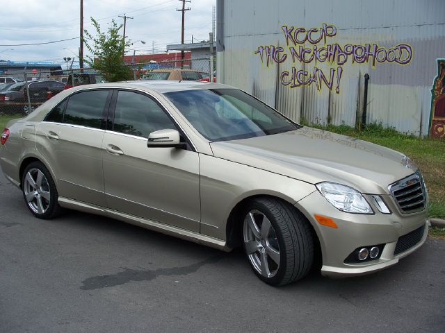 2010 Mercedes-Benz E-Class 4dr Sdn GLS Turbo Manual