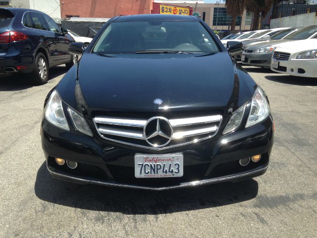 2010 Mercedes-Benz E-Class 29