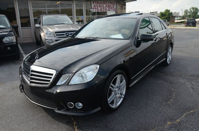 2010 Mercedes-Benz E-Class Luxury III