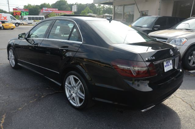 2010 Mercedes-Benz E-Class Luxury III