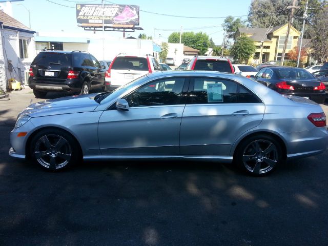 2010 Mercedes-Benz E-Class 4dr Sdn GLS Turbo Manual