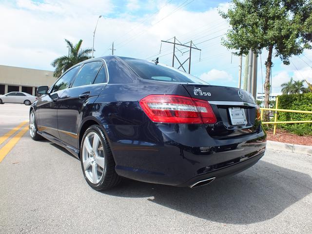 2010 Mercedes-Benz E-Class SE Sport