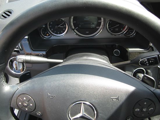 2010 Mercedes-Benz E-Class 4dr Sdn GLS Turbo Manual