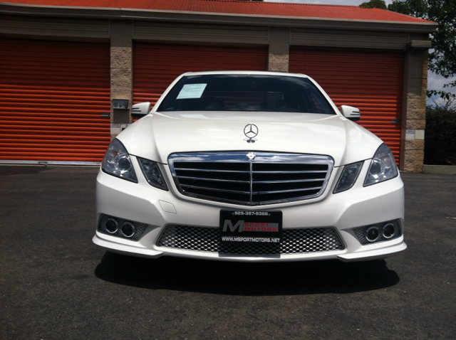 2010 Mercedes-Benz E-Class 4dr Sdn GLS Turbo Manual