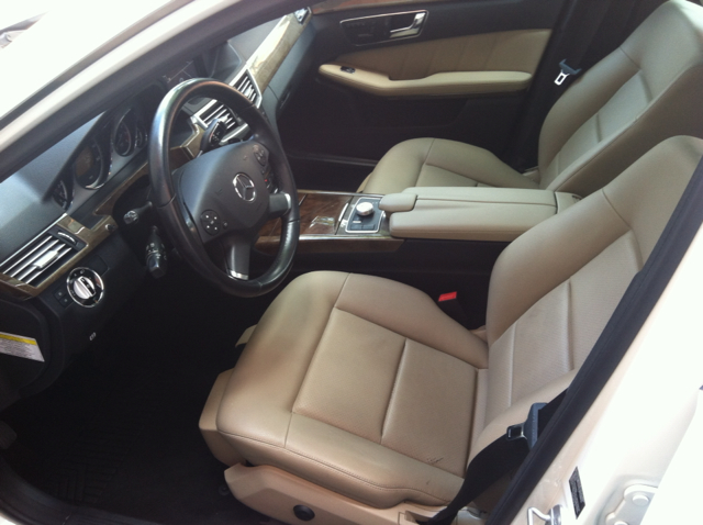 2010 Mercedes-Benz E-Class 4dr Sdn GLS Turbo Manual