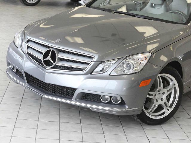 2010 Mercedes-Benz E-Class Conv.pkg