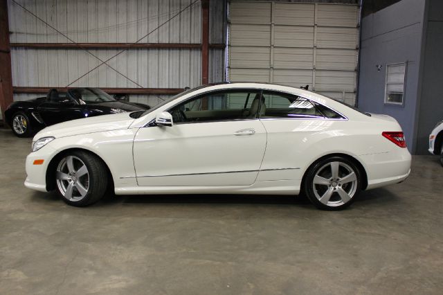 2010 Mercedes-Benz E-Class 3.5 SE Coupe 2D