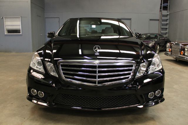 2010 Mercedes-Benz E-Class 4dr Sdn GLS Turbo Manual