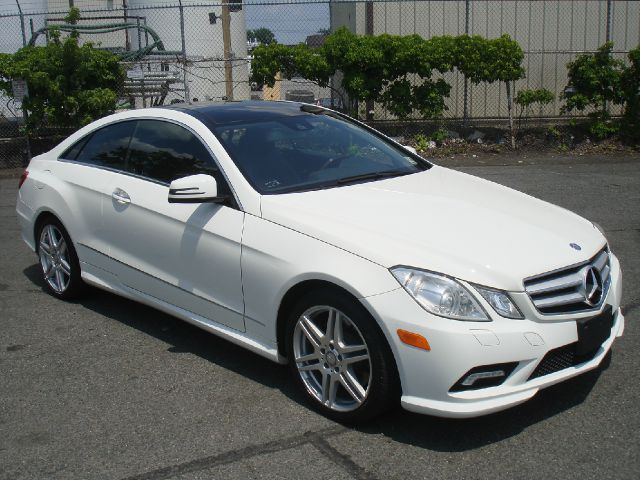 2010 Mercedes-Benz E-Class Supercrew 150 4WD