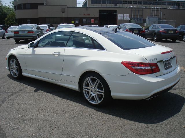 2010 Mercedes-Benz E-Class Supercrew 150 4WD