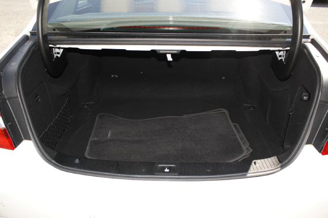 2010 Mercedes-Benz E-Class 2.5S W PWR Sunroof