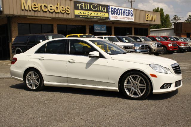 2010 Mercedes-Benz E-Class 2.5S W PWR Sunroof