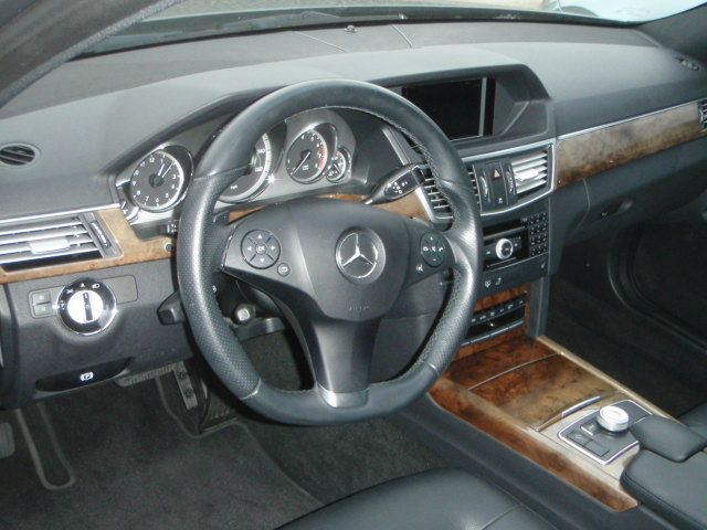 2010 Mercedes-Benz E-Class 4dr Sdn GLS Turbo Manual