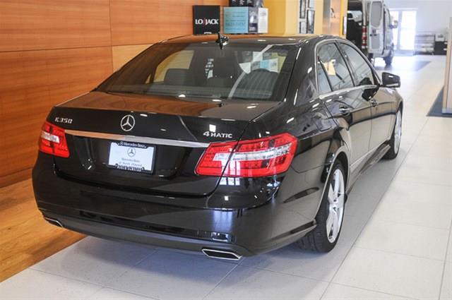 2011 Mercedes-Benz E-Class Leather/ Heated Seats