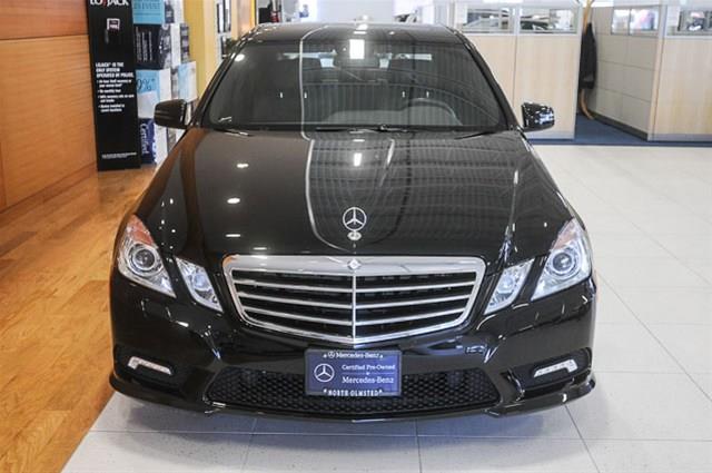 2011 Mercedes-Benz E-Class Leather/ Heated Seats