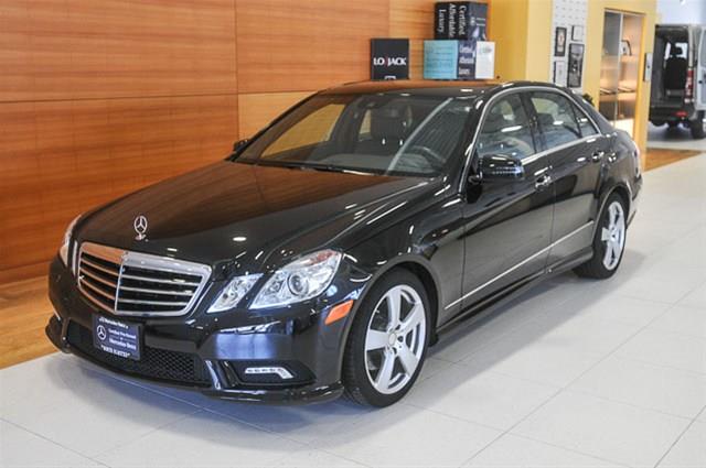 2011 Mercedes-Benz E-Class Leather/ Heated Seats