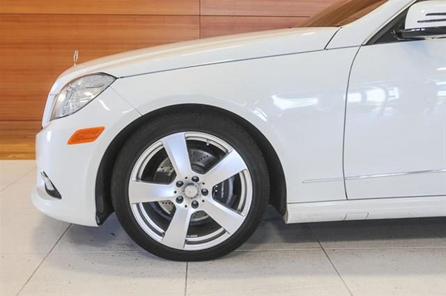 2011 Mercedes-Benz E-Class Rear-wheel Drive