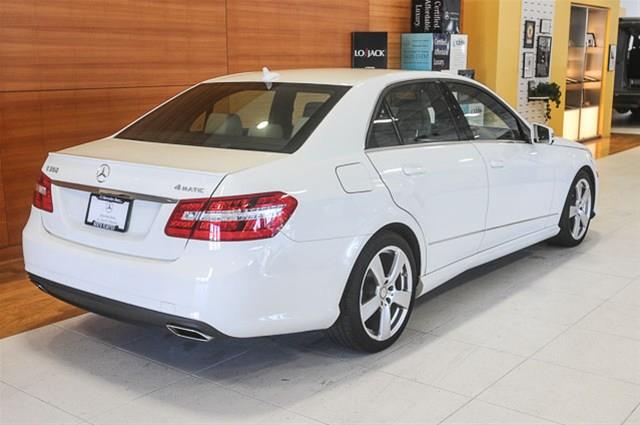 2011 Mercedes-Benz E-Class Rear-wheel Drive