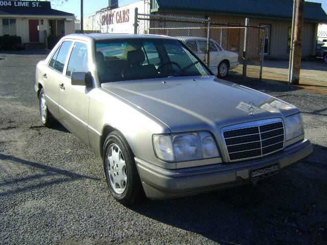 1994 Mercedes-Benz E Class SXT