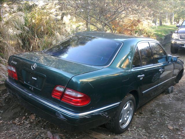 1997 Mercedes-Benz E Class C230 1.8K