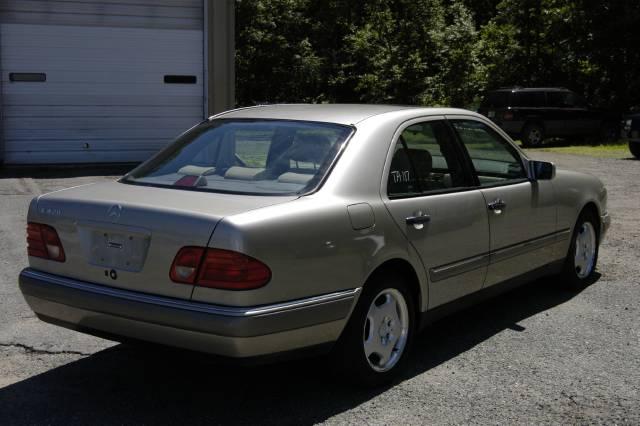 1997 Mercedes-Benz E Class C230 1.8K