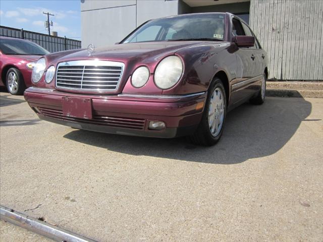 1997 Mercedes-Benz E Class SXT