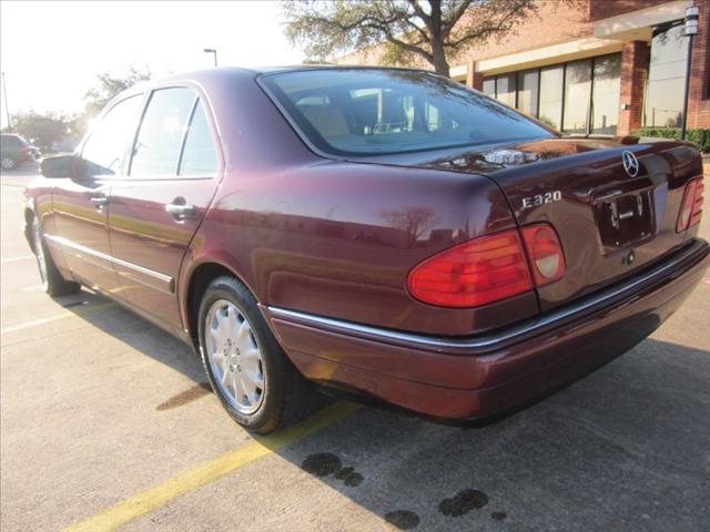 1997 Mercedes-Benz E Class SXT