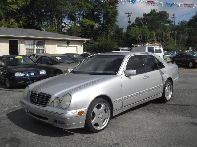 2001 Mercedes-Benz E Class SXT