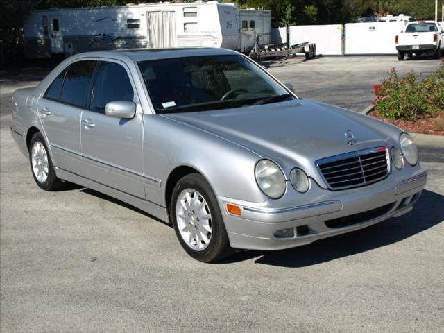 2001 Mercedes-Benz E Class SXT