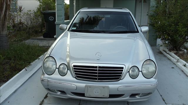 2001 Mercedes-Benz E Class 2WD Supercrew 139 XLT