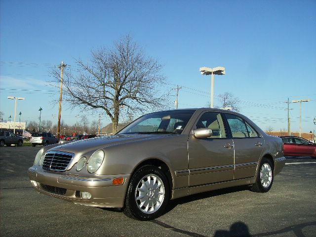 2001 Mercedes-Benz E Class SXT