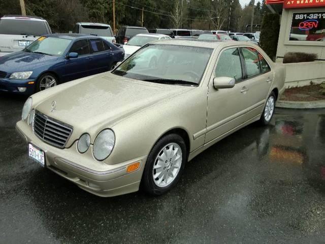 2001 Mercedes-Benz E Class SXT