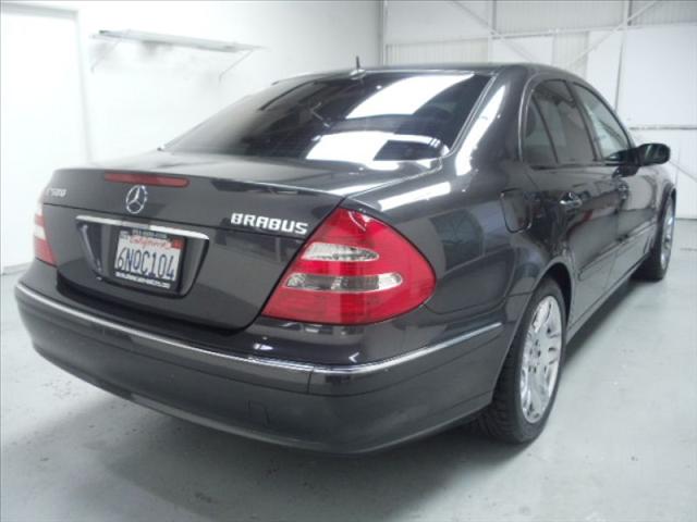 2003 Mercedes-Benz E Class Gl 2x2