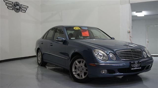 2004 Mercedes-Benz E Class 2WD Supercrew 139 XLT