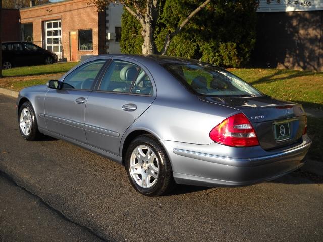 2005 Mercedes-Benz E Class Base L