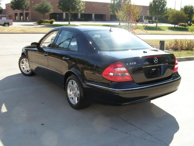 2005 Mercedes-Benz E Class SXT