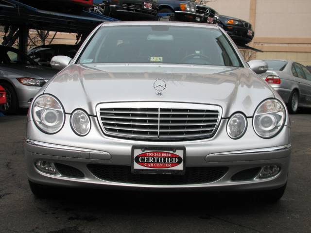 2005 Mercedes-Benz E Class Base GLS