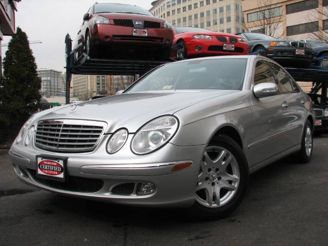 2005 Mercedes-Benz E Class Base GLS