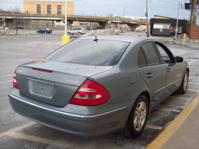 2006 Mercedes-Benz E Class 3.5 SE Coupe 2D