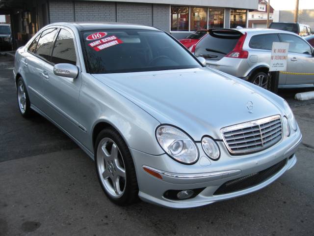 2006 Mercedes-Benz E Class Hemi-slt