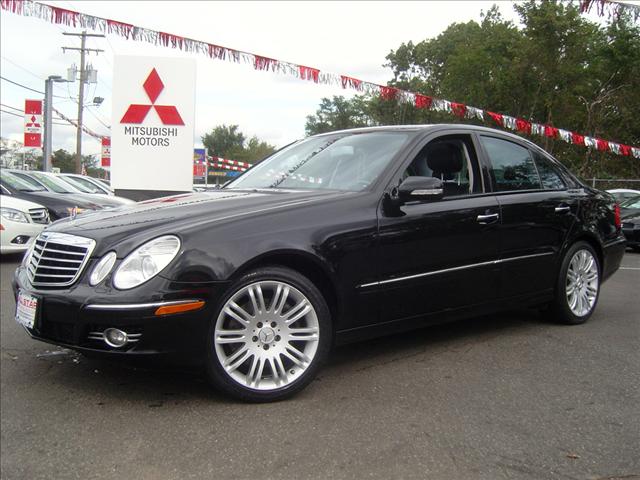 2007 Mercedes-Benz E Class SLE Super Clean