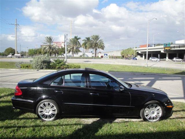 2008 Mercedes-Benz E Class 4dr Sdn GLS Turbo Manual