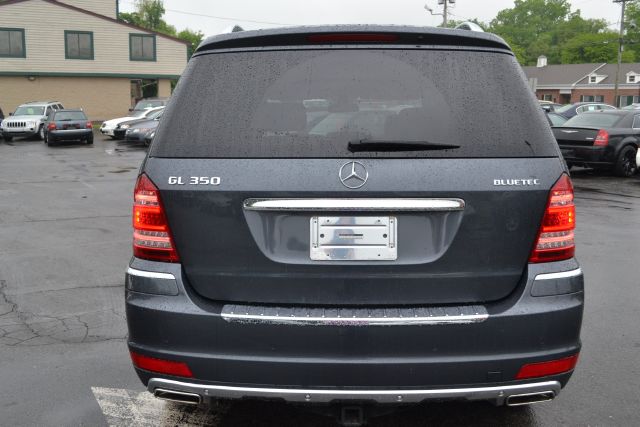 2010 Mercedes-Benz GL-Class SE Sedan AT