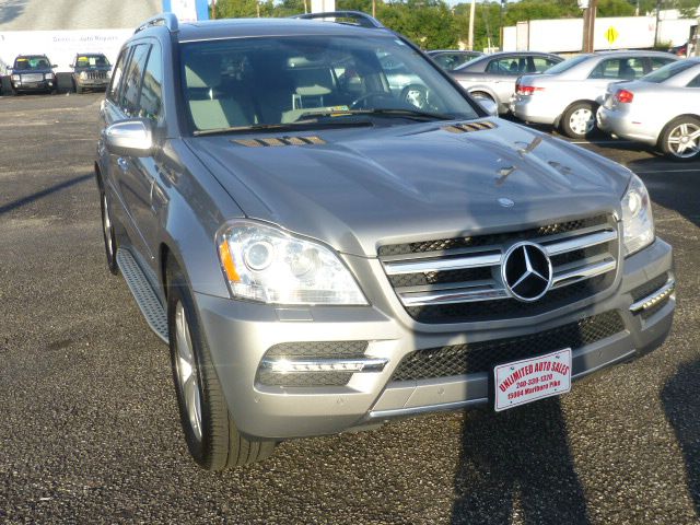 2010 Mercedes-Benz GL-Class SE Sedan AT